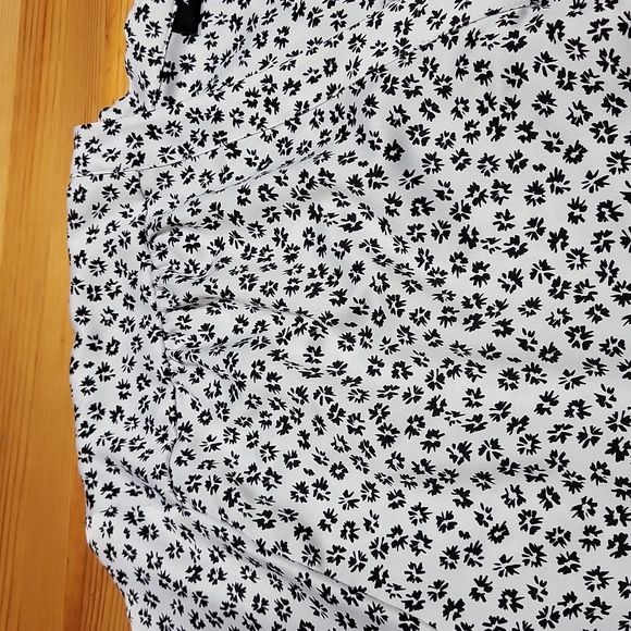 Alfani White with Black Print Short Sleeve Blouse Women's Size 2X - Picture 12 of 16